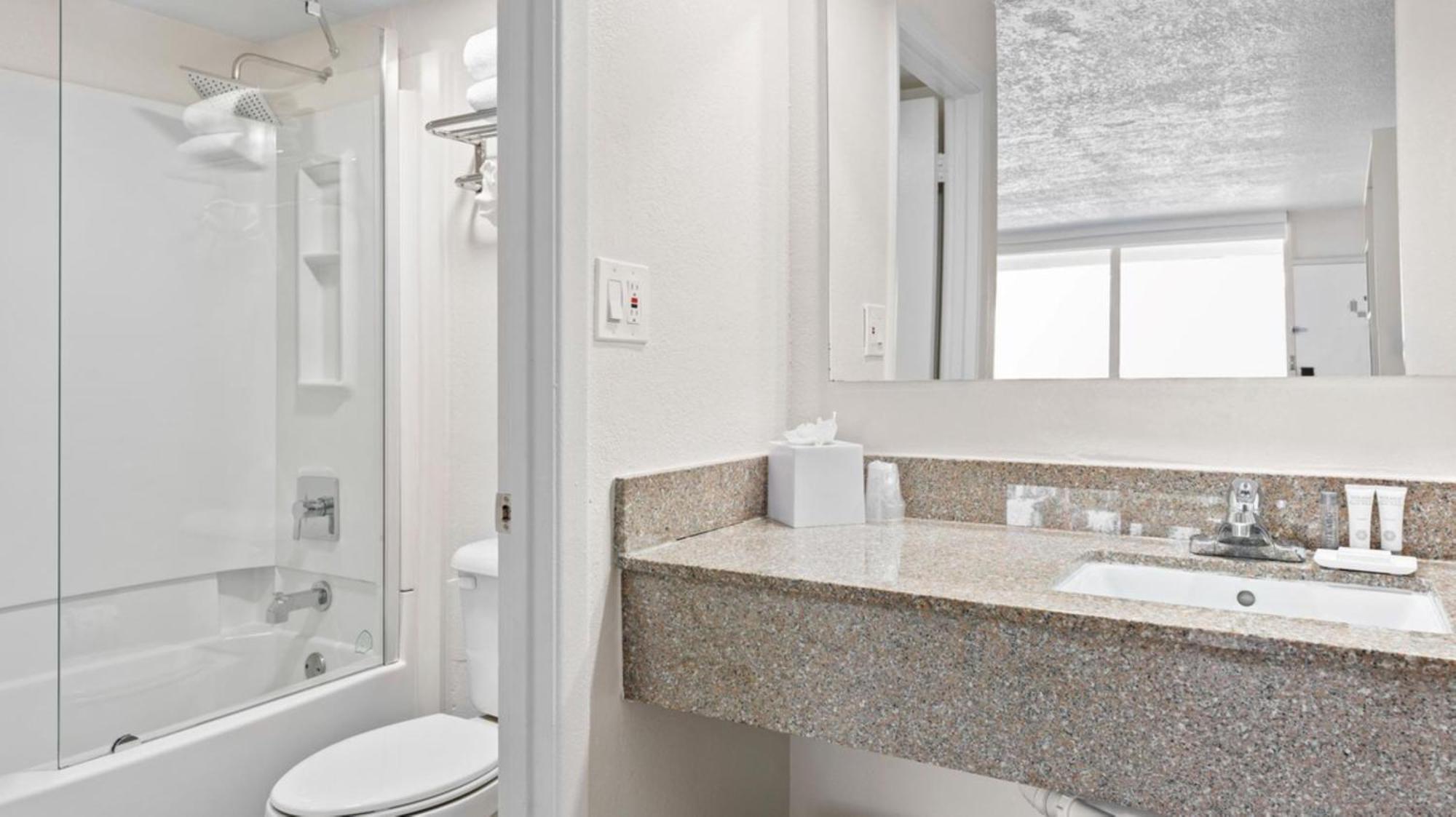 Developer Inn & Suites Airport Jax, A Baymont By Wyndham جاكسونفيل المظهر الخارجي الصورة